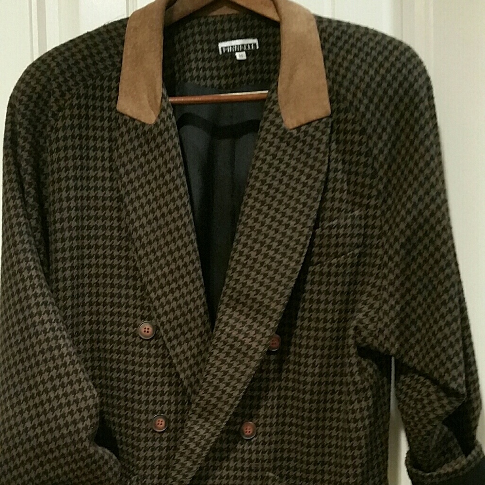 A fun double-breasted Blazer
